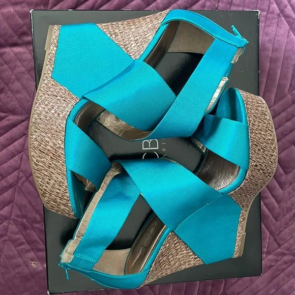 EUC BCBG Rando, 9 - Picture 3 of 6